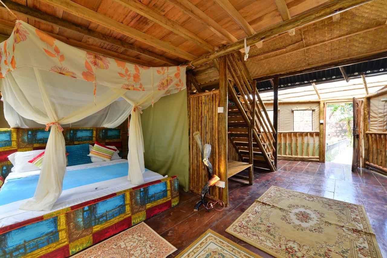 Malakai Eco Lodge Kitende Exteriér fotografie